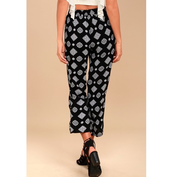 Black mandala print pants - Picture 3 of 4